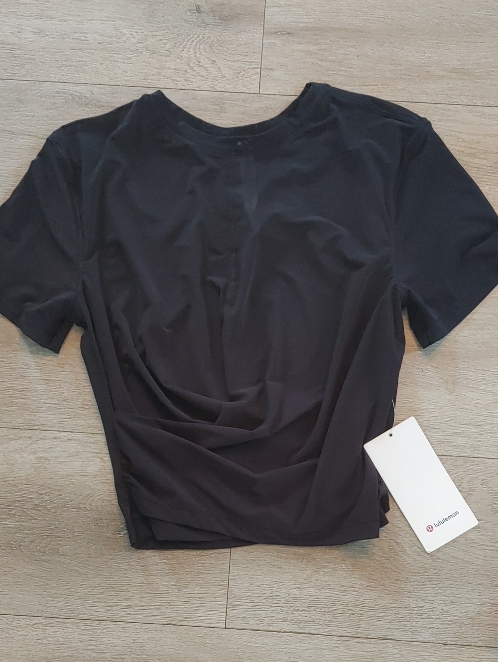 lululemon athletica Women's Black Mesh Rushed l Yoga Top In Size 4